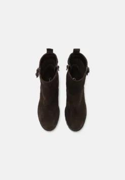 Gabor Comfort Stivaletti - English Brown 11 Gabor Comfort Stivaletti - English Brown -Vendite Gabor 26c6404f1f3f4f36ab4e75a4dd7f5f4e scaled