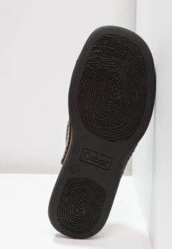 Gabor Infradito - Schwarz 13 Gabor Infradito - Schwarz -Vendite Gabor 41d21f099e654be283184b080547ada4