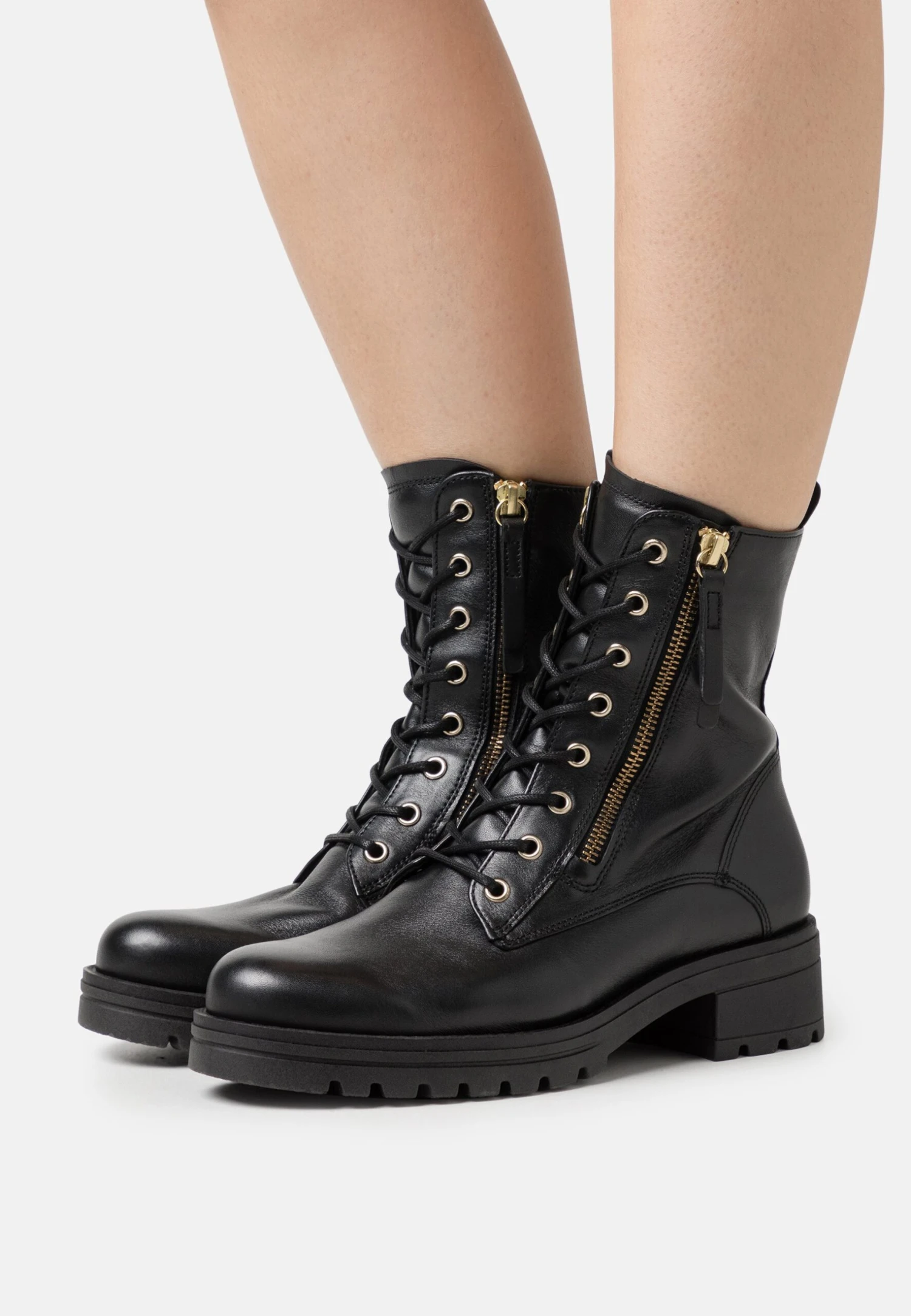 Gabor Comfort Stivaletti StringatiSchwarz Donna Stivaletti GAJ11N07L-Q11 1 Gabor Comfort Stivaletti StringatiSchwarz Donna Stivaletti GAJ11N07L-Q11