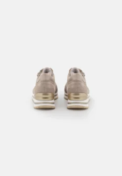 Gabor Comfort Wide FitSneakers BassePuder Donna Sneakers GA111A0VT-C11 9 Gabor Comfort Wide FitSneakers BassePuder Donna Sneakers GA111A0VT-C11 -Vendite Gabor 6103089e99db480892ed49d936864020 scaled