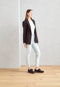 Gabor Comfort Sneakers BassePazifik Donna Sneakers GAJ11A0DM-K11 11 Gabor Comfort Sneakers BassePazifik Donna Sneakers GAJ11A0DM-K11 -Vendite Gabor 69380c84f69a439888ed6c06df1dfaf8 scaled