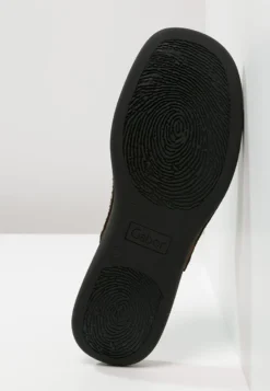 Gabor CiabattineSchwarz Donna Ciabatte E Zoccoli GA111F00C-Q11 -Vendite Gabor 9a7a10c2f6b54dccaa05800f2f049dcd