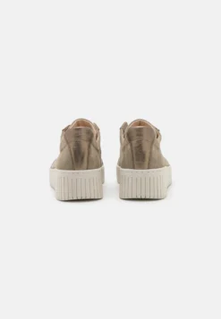 Gabor Sneakers Basse - Schilf 9 Gabor Sneakers Basse - Schilf -Vendite Gabor d593ed054f7c48a49aae8fff11fb8b08 scaled