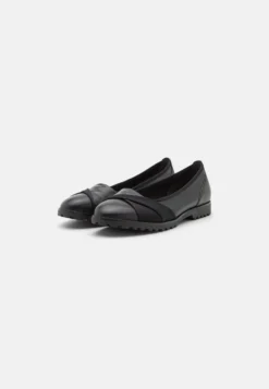 Gabor BallerineSchwarz Donna Ballerine GA111A4Y4-Q11 -Vendite Gabor ec00b006210f4a5d89e979b672ff94d2 scaled